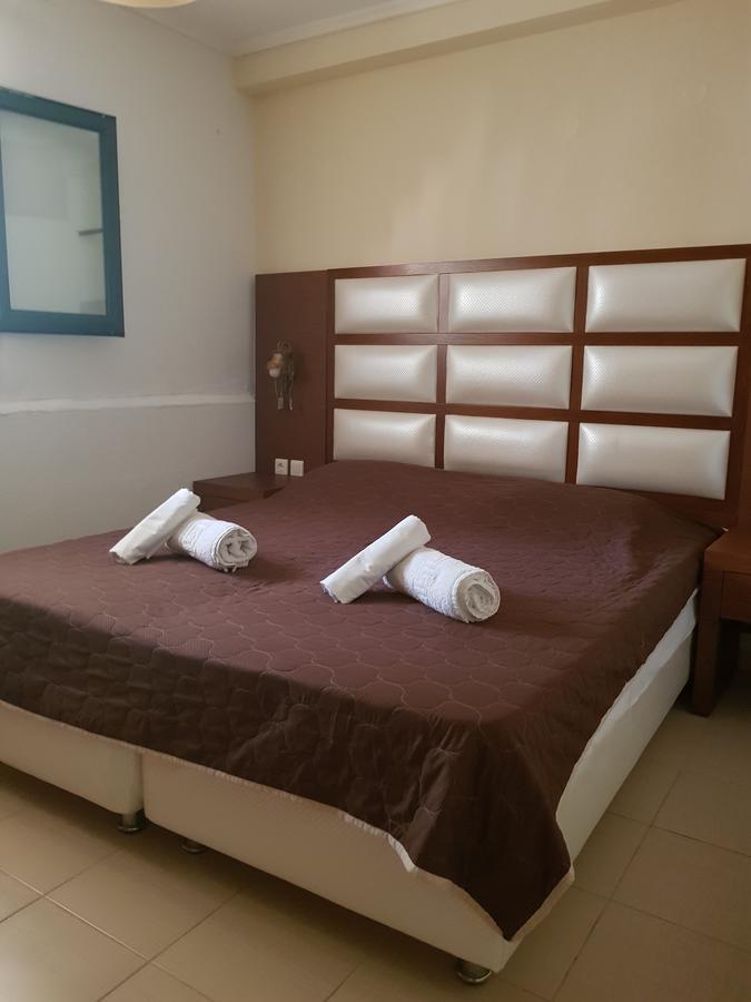 Elena Apartments อัสโปรวาลตา ภายนอก รูปภาพ